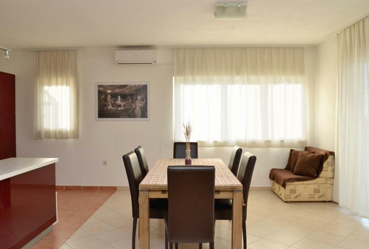 Apartments Lorenco ブレラ エクステリア 写真