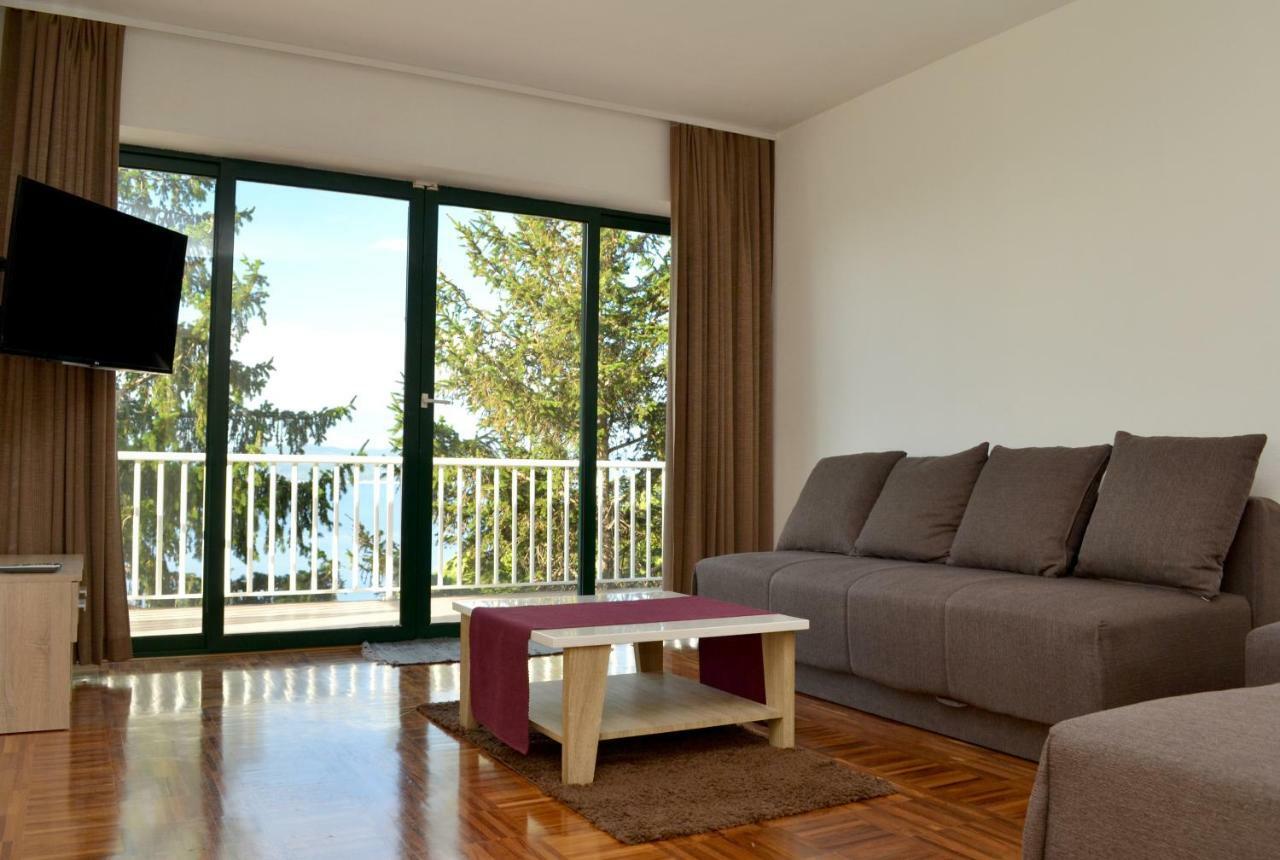 Apartments Lorenco ブレラ エクステリア 写真